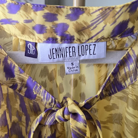 Jennifer Lopez Blouse sz Small - Picture 6 of 6